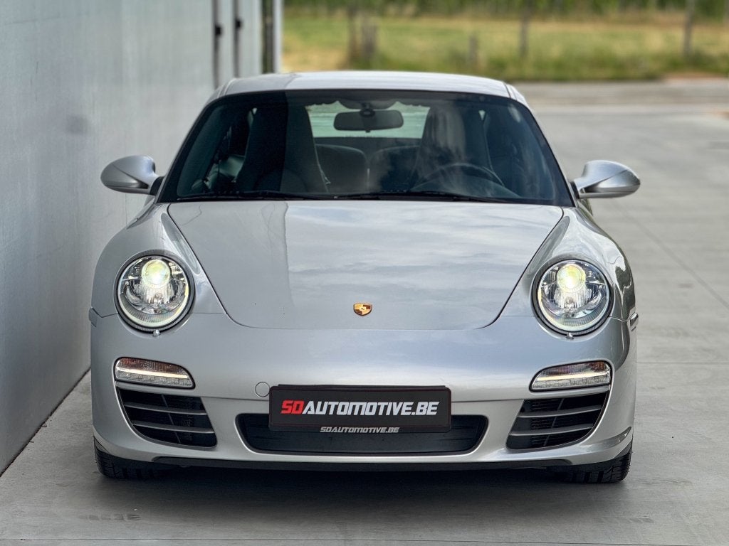Porsche 997.2 Carrera 4 *** Manual transmission ***, 4 zetels, https://public.car-pass.be/vhr/25375734-b5eb-4f37-9d9f-ae71df19ff56