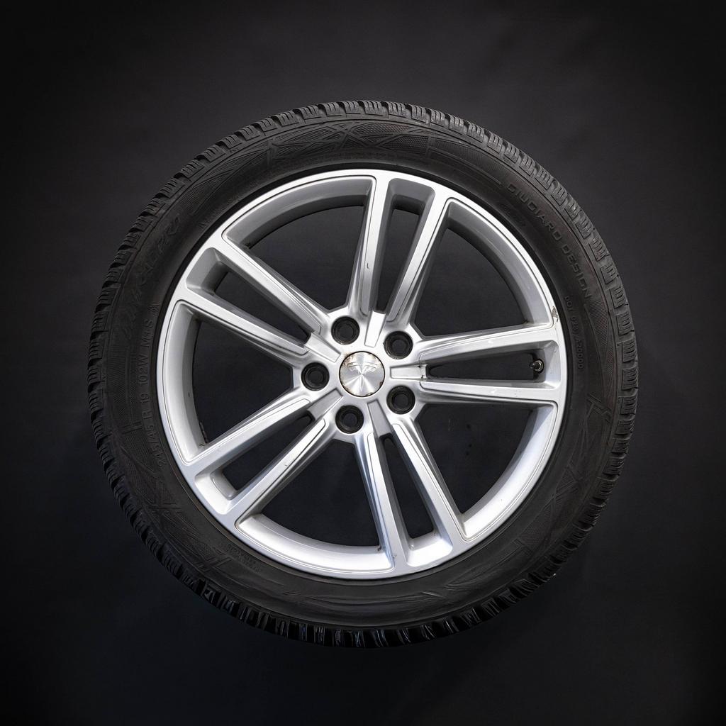 Tesla Model S 19 inch velgen + Winterbanden Vredestein, Auto-onderdelen, 19 inch, -, -, Ophalen of Verzenden