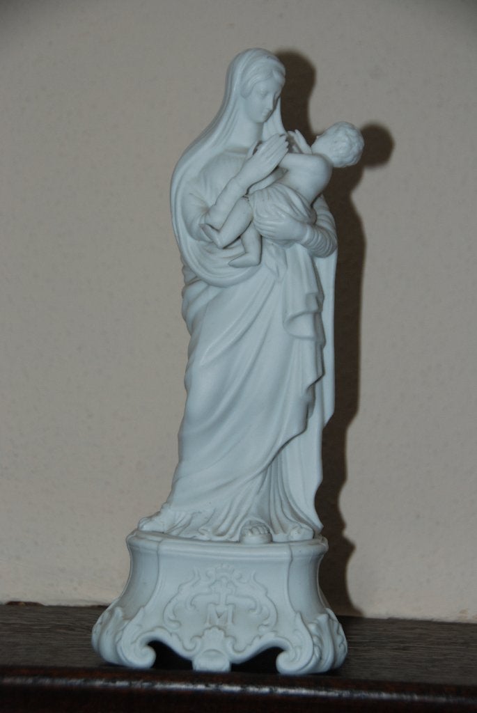 Statuette en biscuit blanc de la Vierge et de l'enfant Jésus, Antiquités & Art, Enlèvement