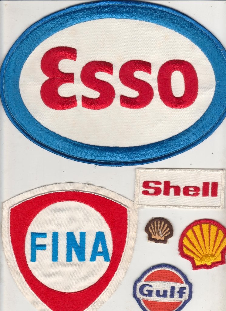 anciens insignes  voiture - moto -beaucoup marques -en tissu, Enlèvement ou Envoi, Comme neuf, Voitures