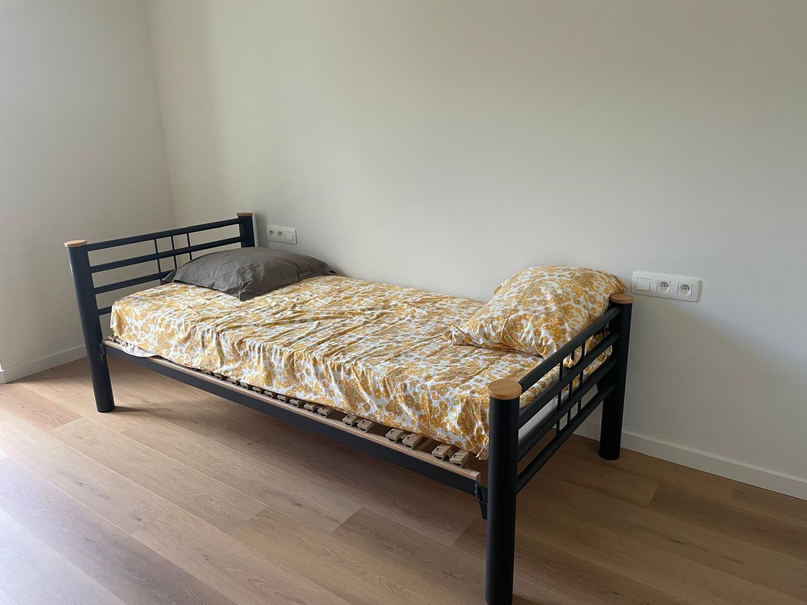Eenpersoonsbed, Maison & Meubles, Enlèvement, Comme neuf