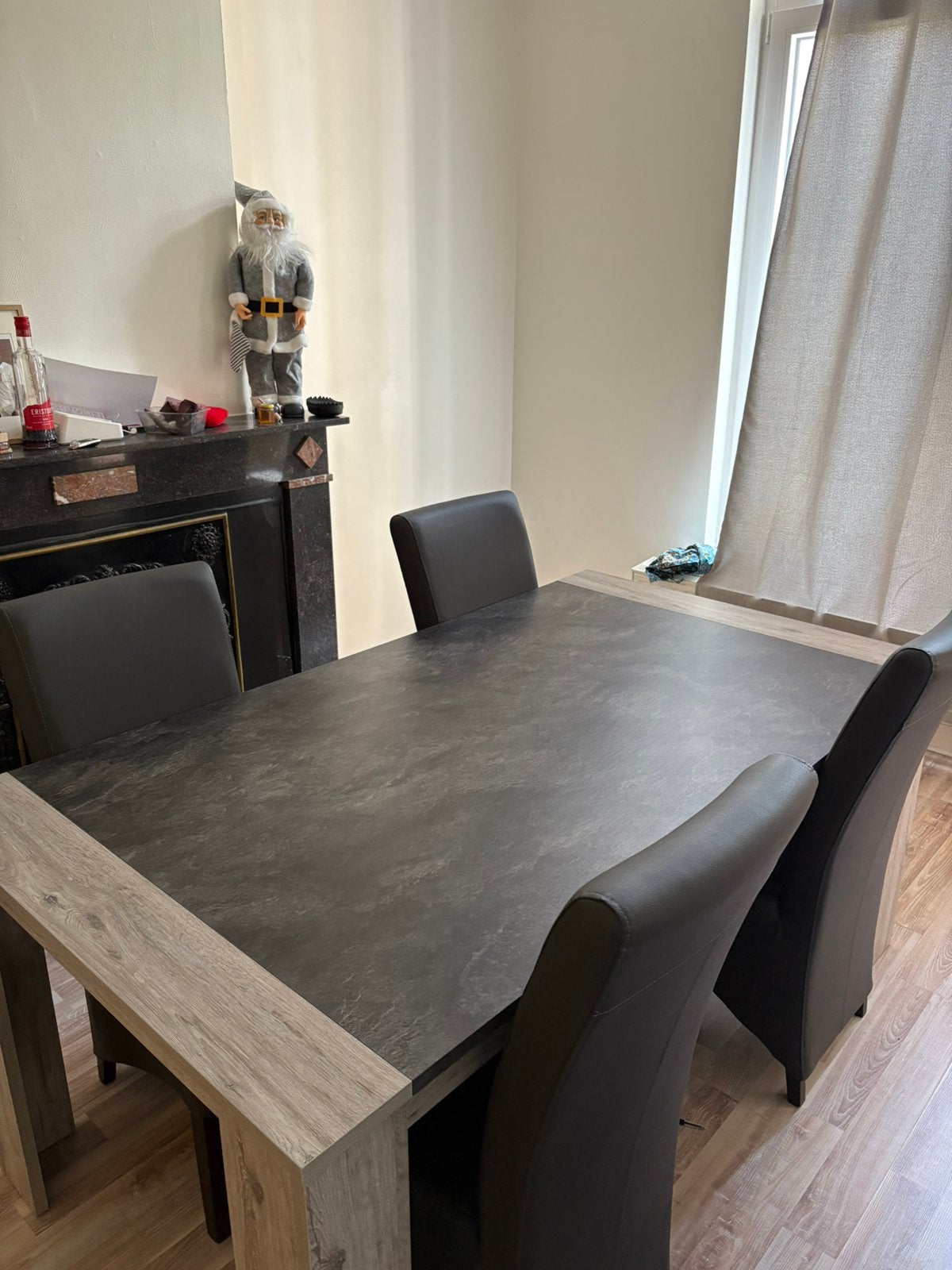Table à mangé 4 personnes, Enlèvement, Utilisé, 4 à 6 chaises