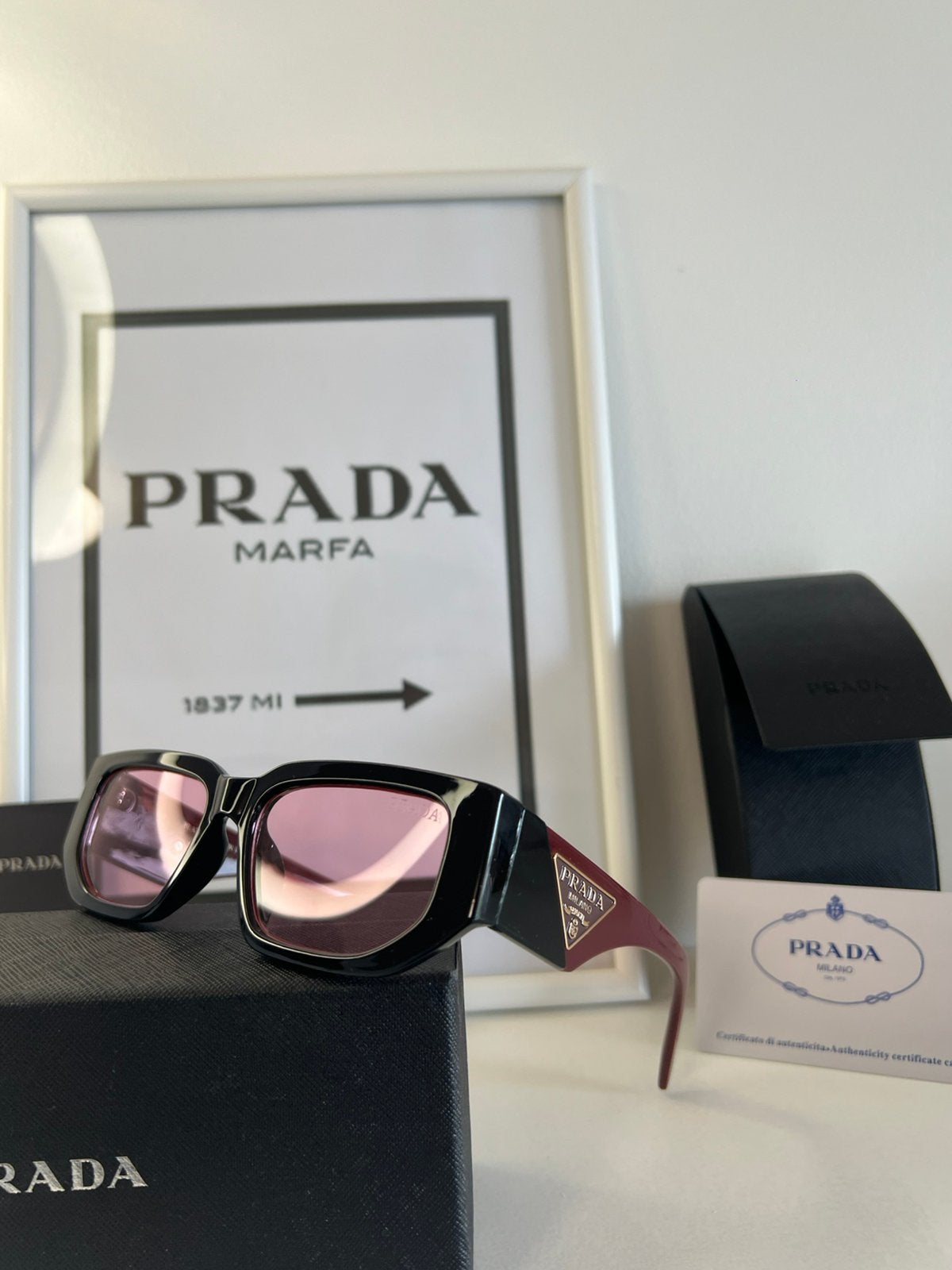 lunettes de soleil prada unisexe, Enlèvement ou Envoi, Comme neuf, Lunettes, Prada
