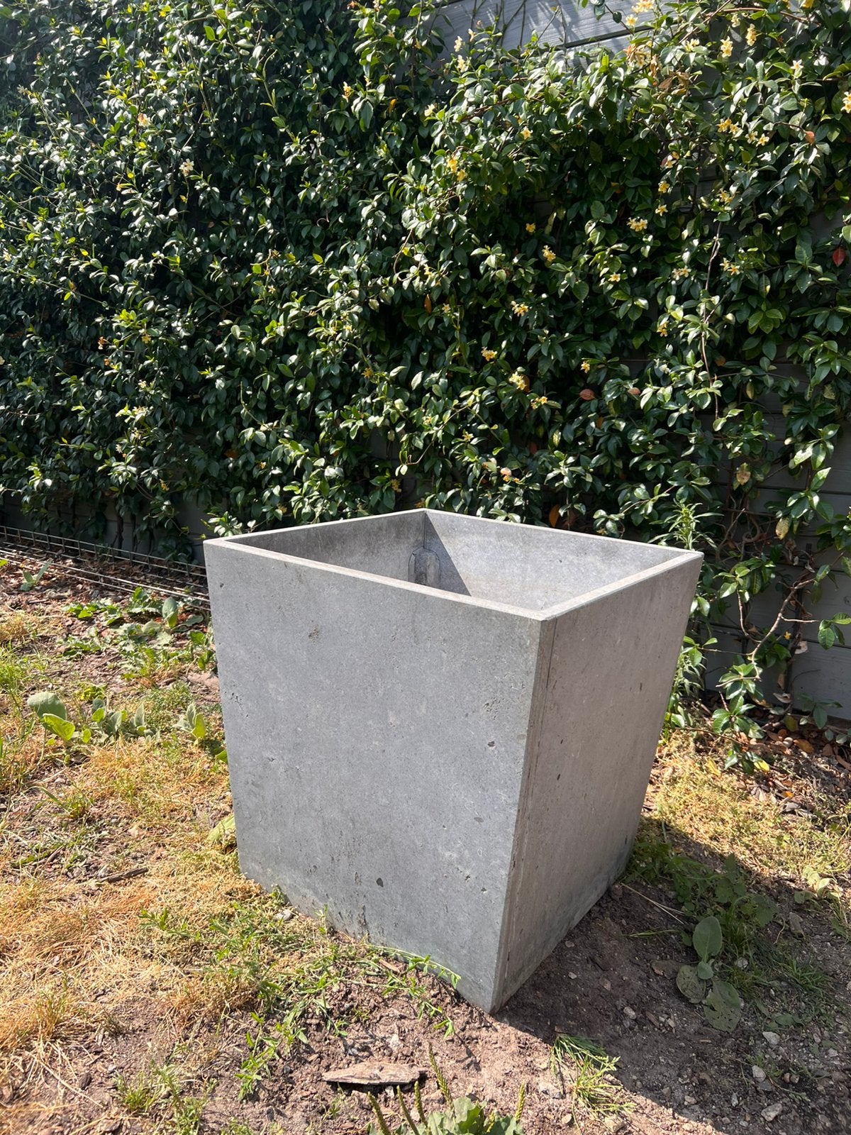 Massieve arduinen bloempot 50x50x48 cm, Tuin en Terras, Ophalen, Steen, Gebruikt, Minder dan 60 cm