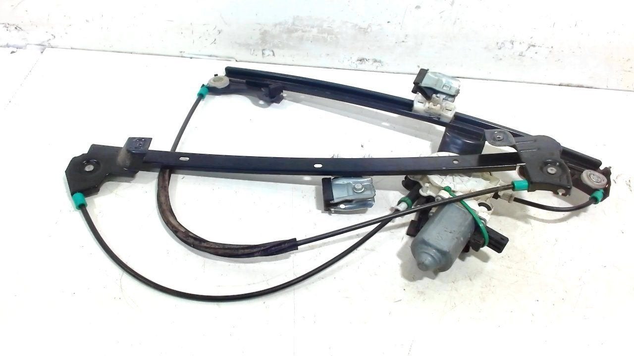 Raammechaniek elektrisch rechts voor Land Rover Freelander, Onderdelen@venauto.nl, Van der Ven Autorecycling B.V., Ettenseweg 76, 4706 PB Roosendaal, The Netherlands