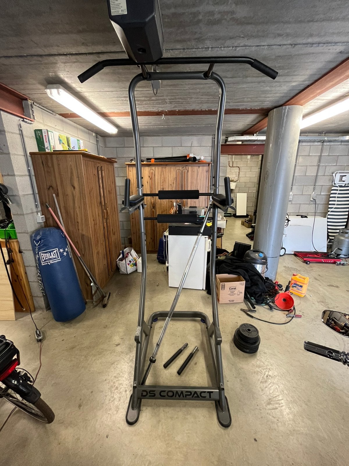 Decathlon Domyos Power Tower / Pull-up station (DS Compact), Bricolage & Construction, Chariots de transport, Comme neuf, Enlèvement