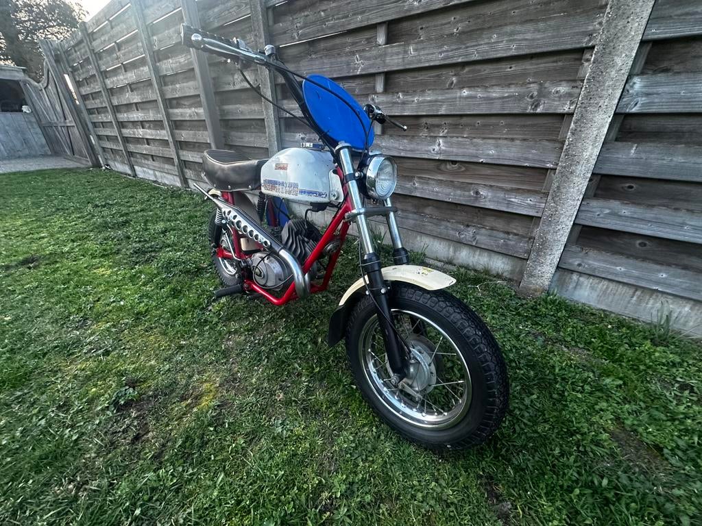 Italjet 50cc met papieren, Fietsen en Brommers, Brommeronderdelen | Algemeen, Ophalen