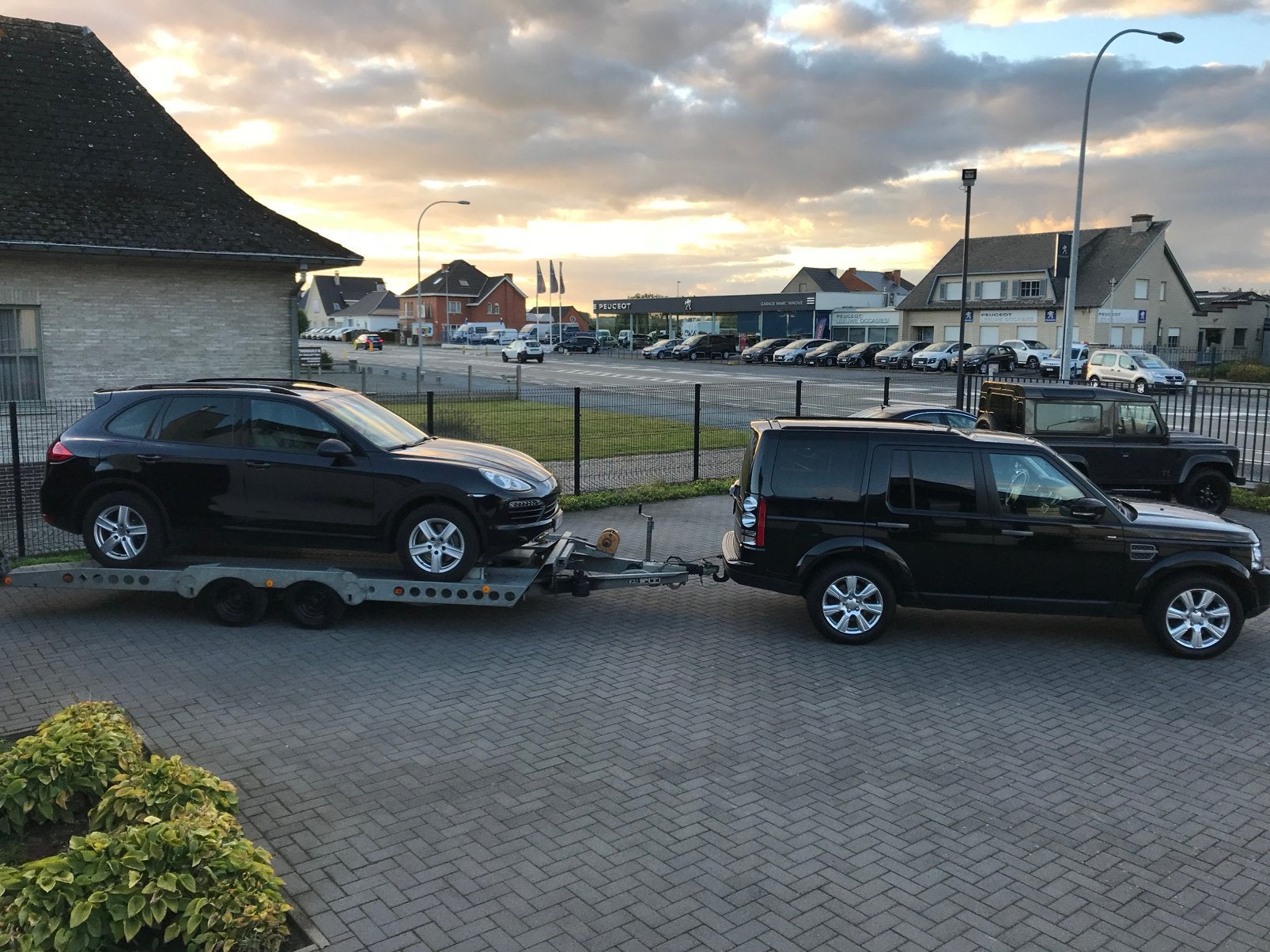 TRANSPORT, TRANSPORT, REMORQUAGE ET DÉPANNAGE, DÉMÉNAGEMENT, Entreprise, Achat, 4x4