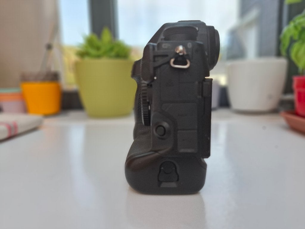 Nikon Z9, Écran inclinable/pivotant, Comme neuf, Enlèvement, Appareil photo hybride
