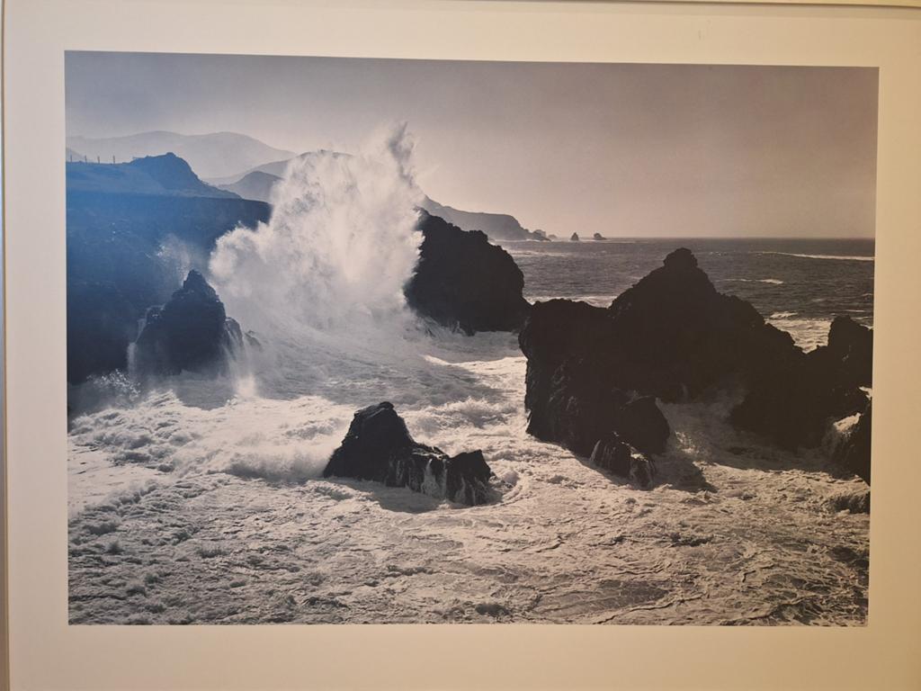 Ikea, ingelijste foto, kader 90 X 118, nieuw staat