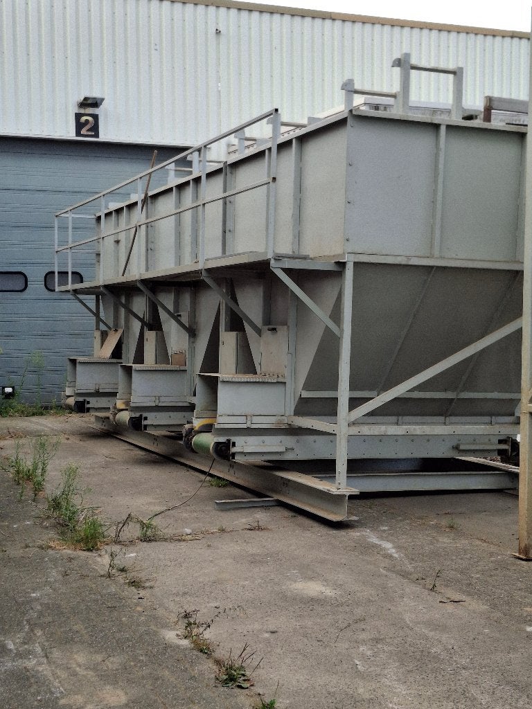 Opslag bunkers, Ophalen