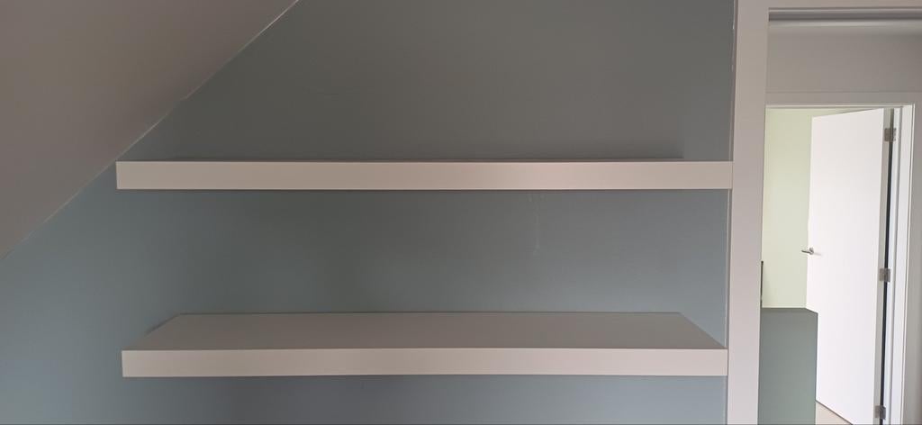 Wandplank 2 stuks ikea, Ophalen