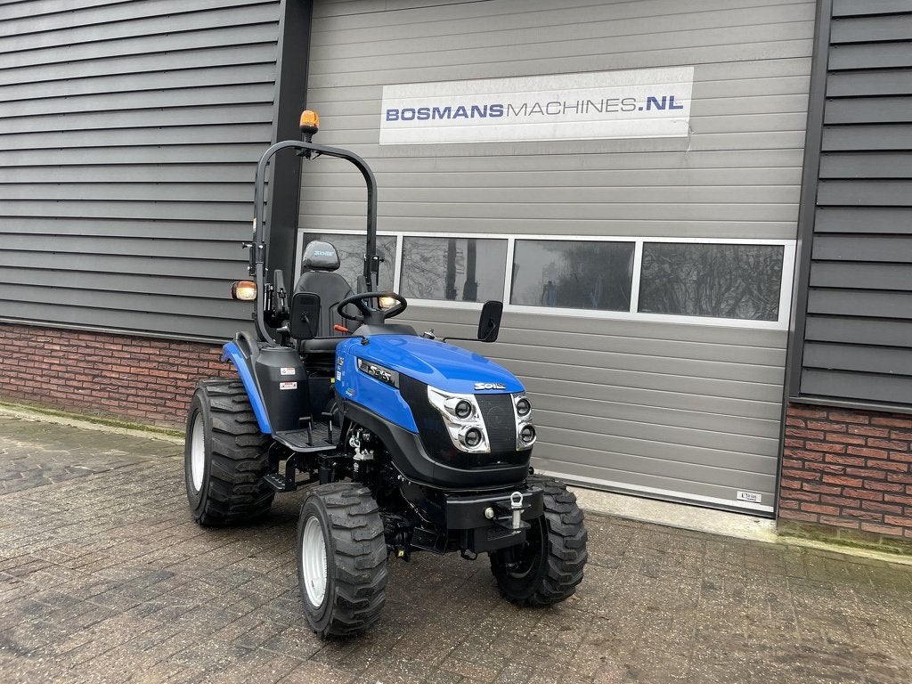 Solis 26 HST minitractor NIEUW 5 jaar GARANTIE, Articles professionnels, Agriculture | Tracteurs, Neuf, Autres marques, Jusqu'à 2500