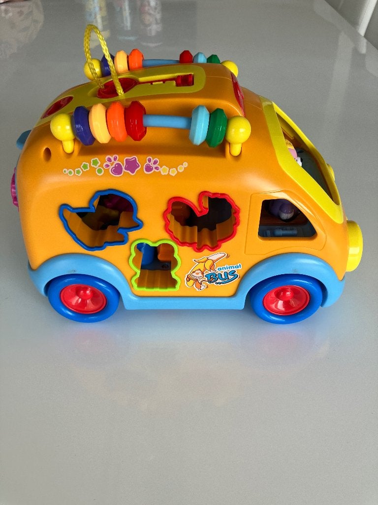 Leerrijke autobus, Enlèvement, Comme neuf