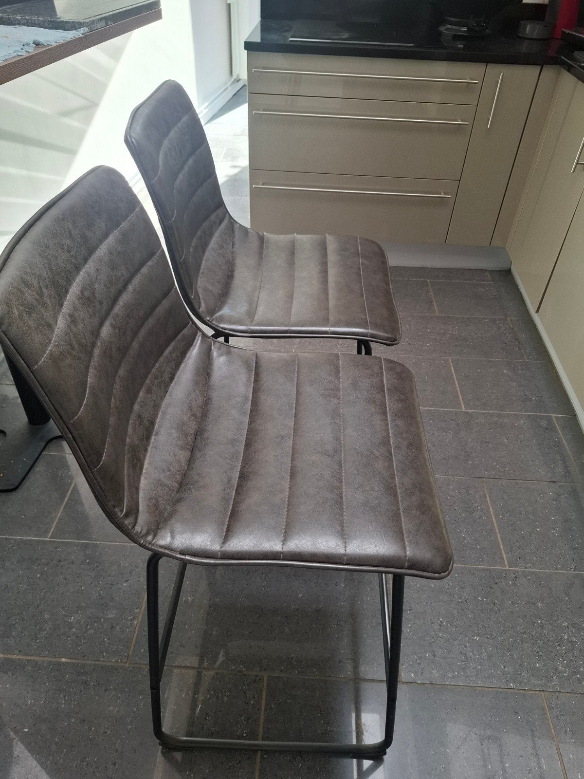 lot de 2 tabouret de bar industriel simili cuir, Maison & Meubles, Neuf, Avec repose-pieds, 2 tabourets, Enlèvement