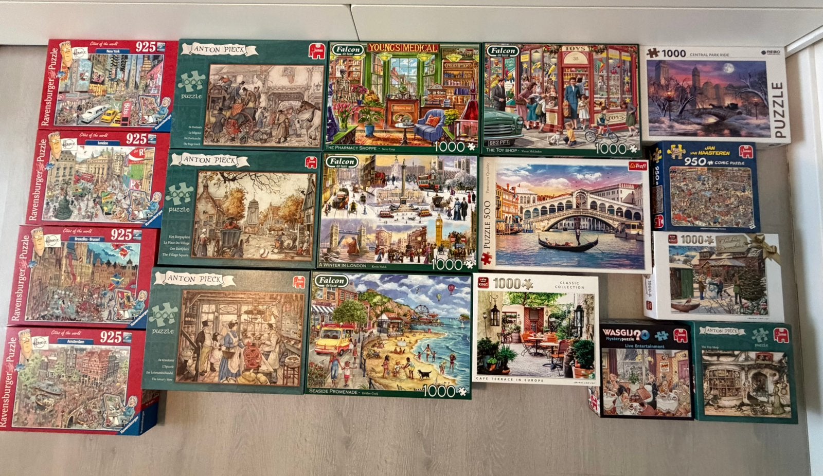 Pakket van 18 puzzels van 1000 stukjes, Ophalen, 500 t/m 1500 stukjes, Zo goed als nieuw, Legpuzzel