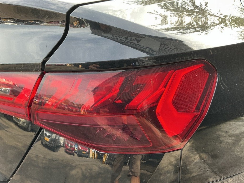 FEU ARRIÈRE DROIT Audi A3 Limousine (8YS) (|8Y0945208|), Auto-Union-Straße  1,
85057  Ingolstadt, DE, Info@audi.de, Audi, Utilisé