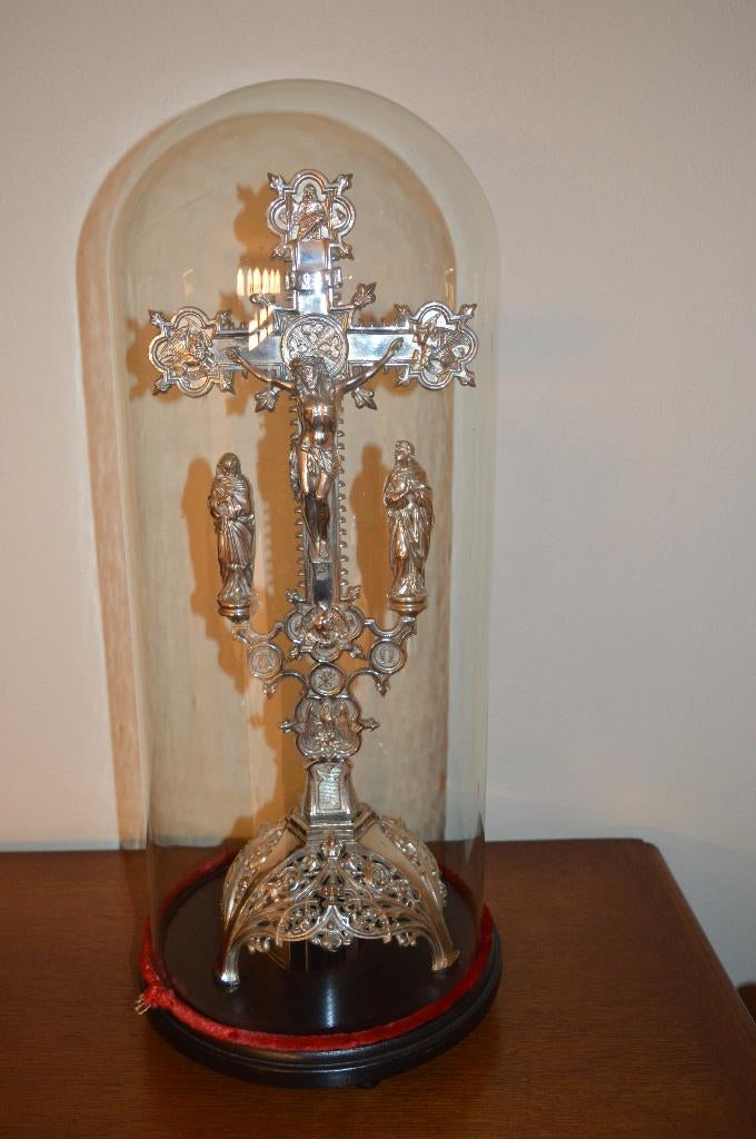 Stolp met kruis, Antiek en Kunst, Ophalen