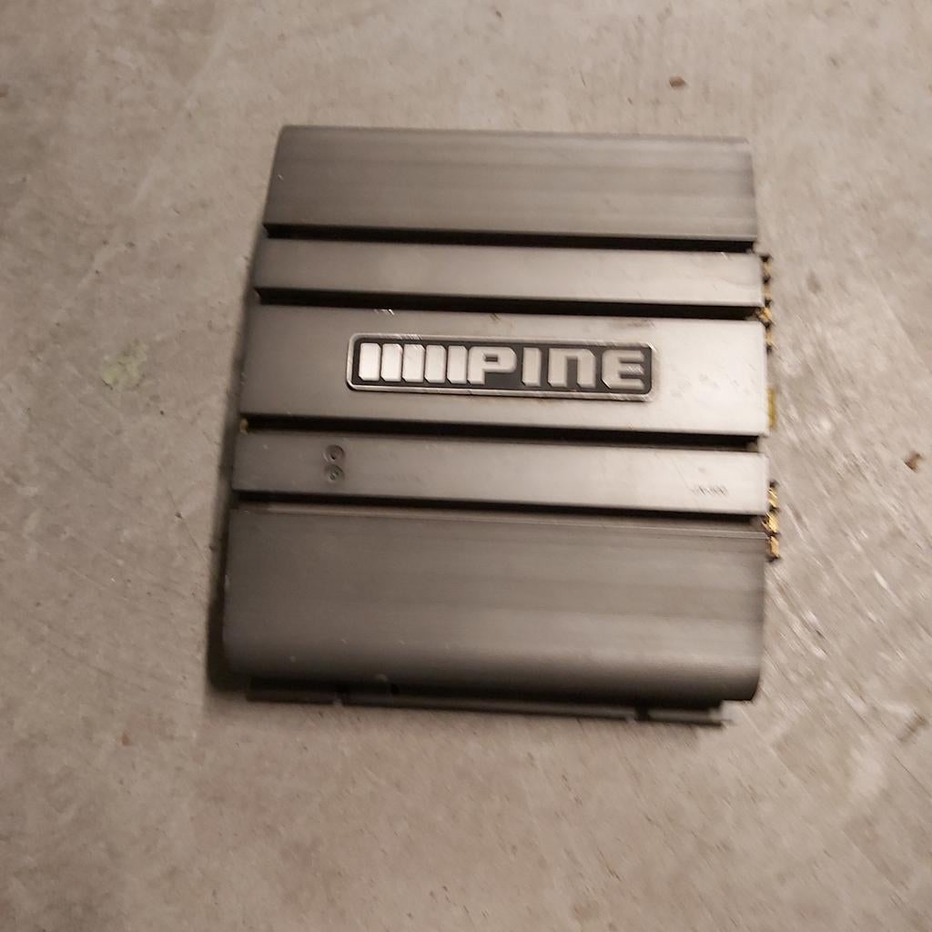Ampli Alpine  fonctionne bien  ses un 100woite, Ophalen