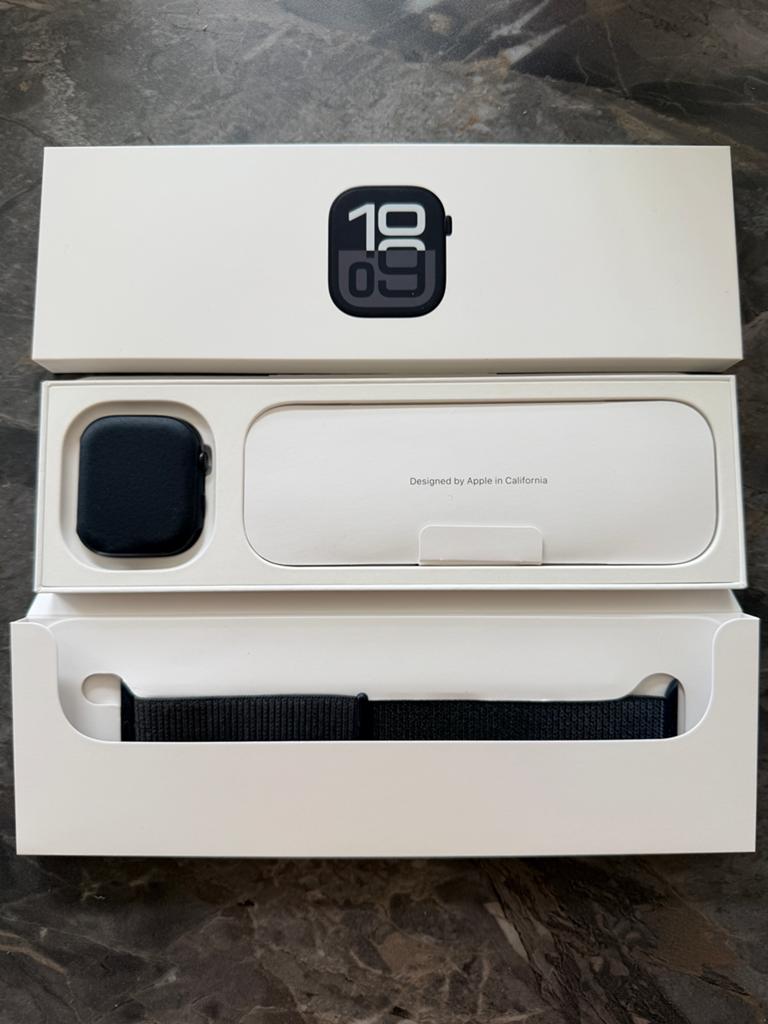 Apple watch jet Black - series 10 - 46mm, Handtassen en Accessoires, Smartwatches, Ophalen of Verzenden, Gebruikt