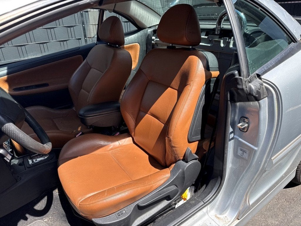 SIEGE AVANT GAUCHE ( CONDUCTEUR ) Peugeot 207 CC (WB), Kontakt-peugeot@peugeot.com, Utilisé, Peugeot Deutschland GmbH, Bahnhofsplatz
65423  Rüsselsheim, DE
