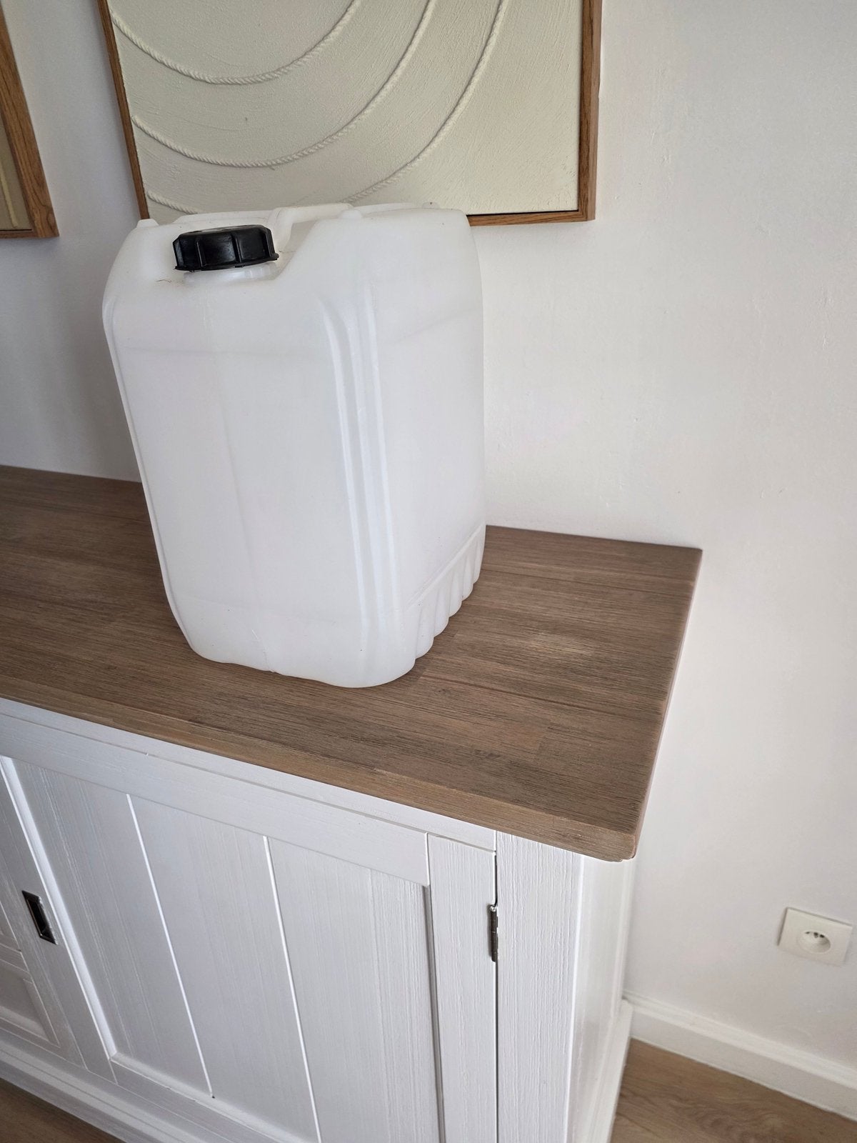 Bidon de 20 l. Idéal carburant, étanche, rigide., Autos : Divers, Enlèvement, Comme neuf
