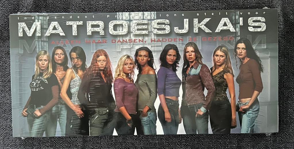 Matroesjka's (Seizoen 1) DVD boxset. Geseald, Ophalen, Boxset