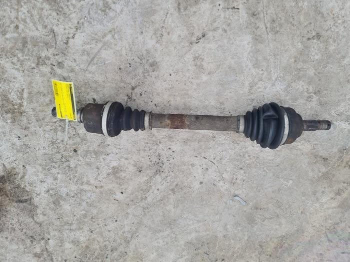 Aandrijfas Links Peugeot 207/207+ /207cc, Ophalen, Gebruikt, Citroën