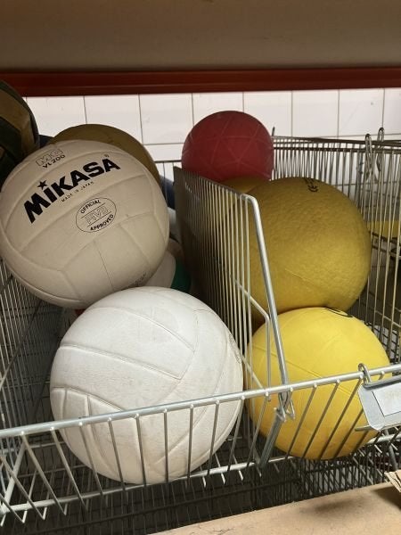waterpolo ballen, Ophalen, Zo goed als nieuw