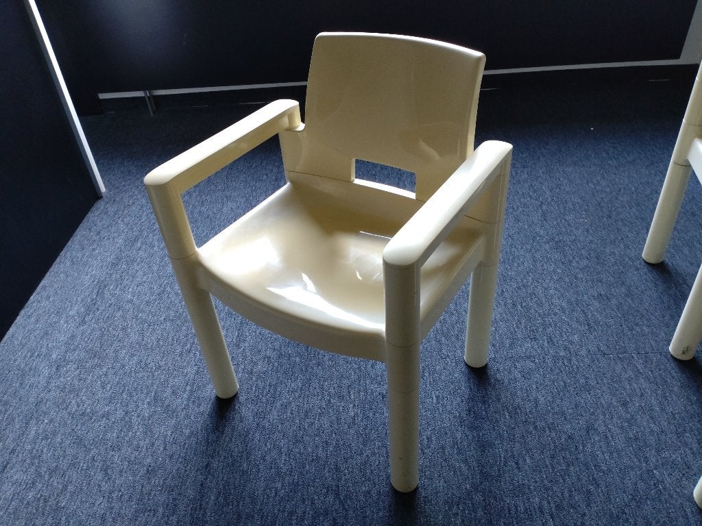 Stoel met armleuningen model UPO ontworpen door Eero Aarnio, Ophalen, Wit, 43 cm, Stoel