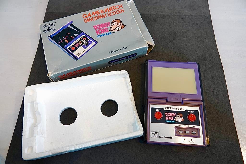 Nintendo Game&Watch Donkey Kong Circus Panorama Screen 1984, Games en Spelcomputers, Spelcomputers | Nintendo Game Boy, Zo goed als nieuw