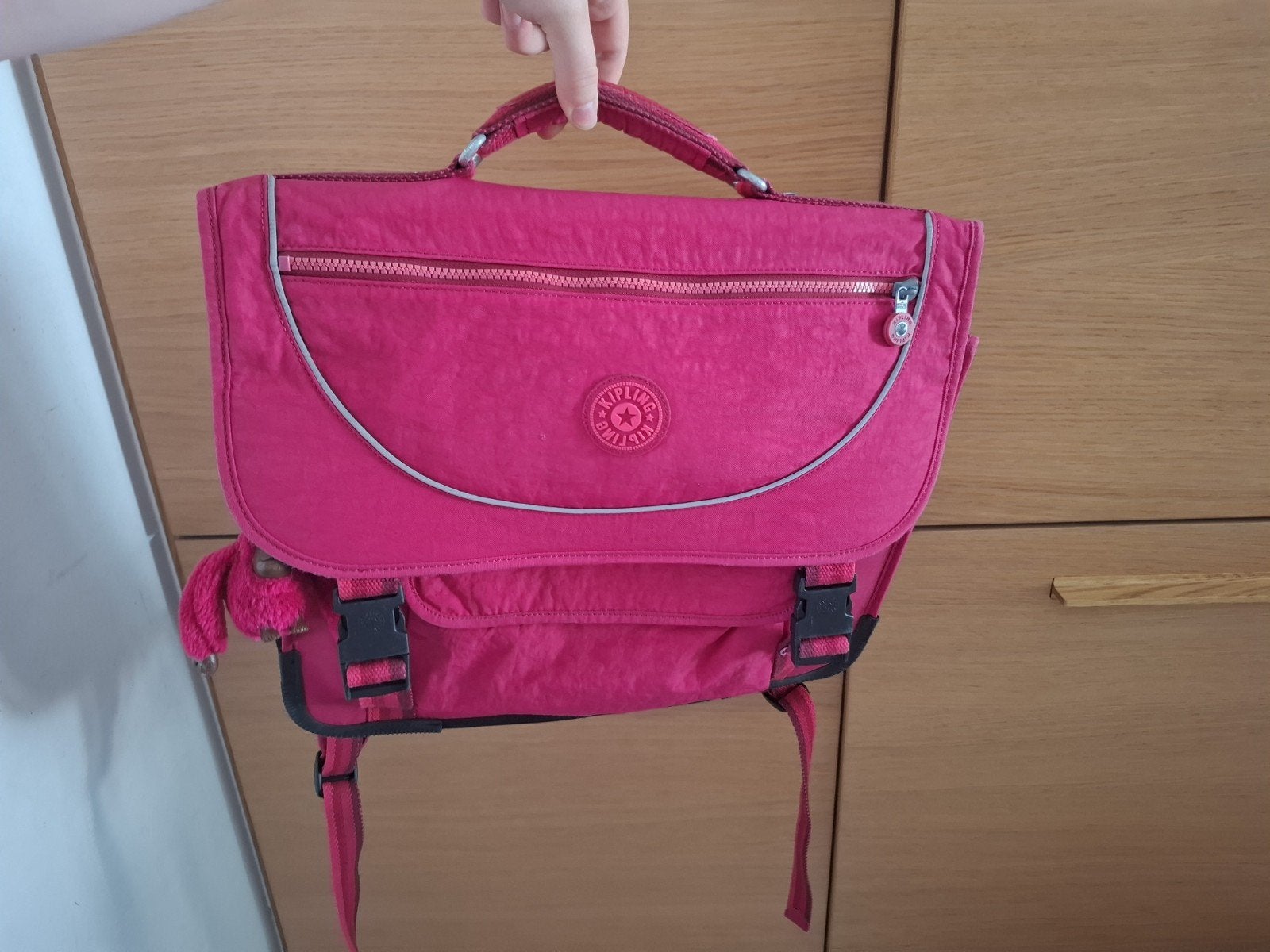 Boekentas Kipling, Ophalen