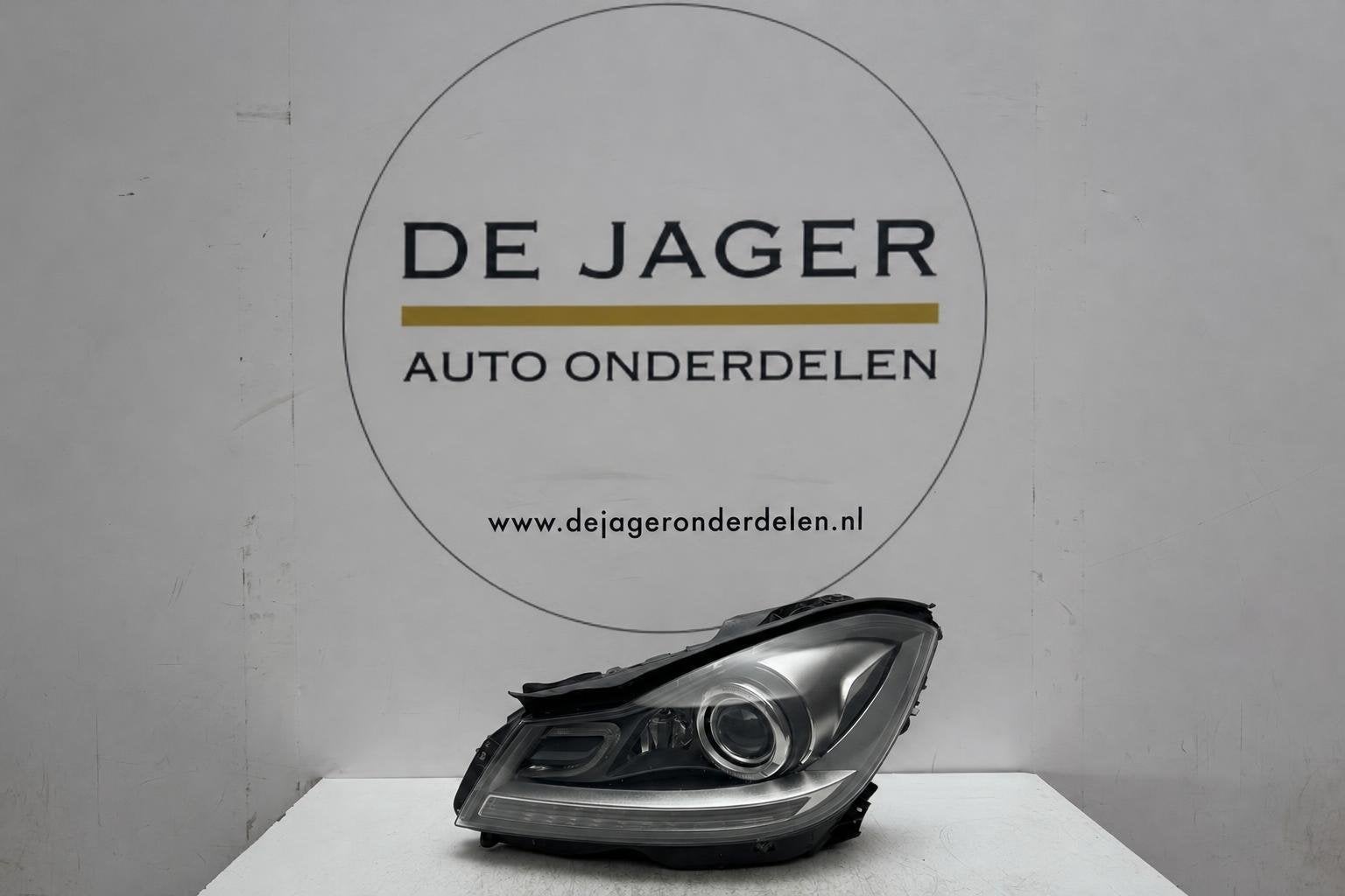 Phare bi-x non gauche Mercedes Classe C W204 FL A2048204339, Autos : Pièces & Accessoires, Mercedes-Benz AG, Mercedes-Benz, Utilisé