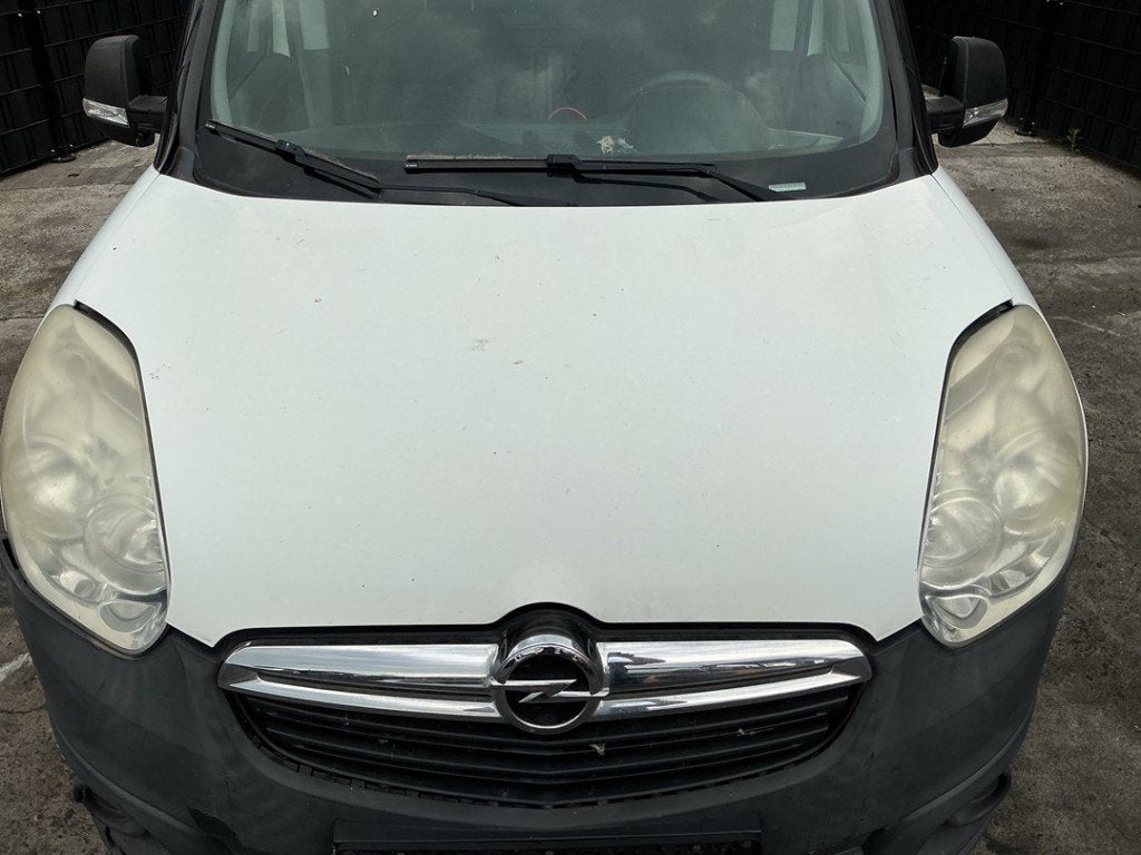 CAPOT Opel Combo (01-2012/12-2018) (|95509301|), Autos : Pièces & Accessoires, Opel, Opel Automobile GmbH, Utilisé, Bahnhofsplatz
65423  Rüsselsheim am Main, DE