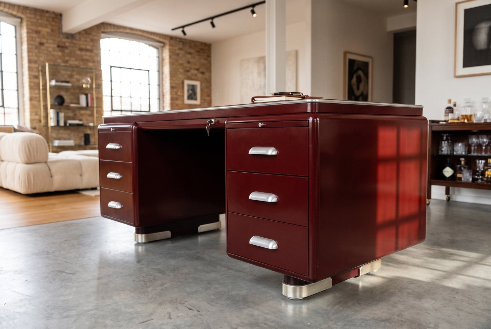 bureau vintage en métal bordeaux Ahrend/Oda Bureau Prominent, Enlèvement