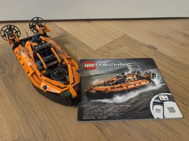 LEGO Technic 42120 Rescue Hovercraft, Gebruikt, Lego, Ophalen of Verzenden, Complete set