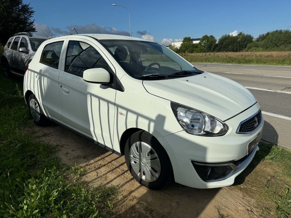 Mitsubichi Space Star 999 cc à essence à partir de 2018, Autos, Achat, Euro 6, Entreprise, Boîte manuelle
