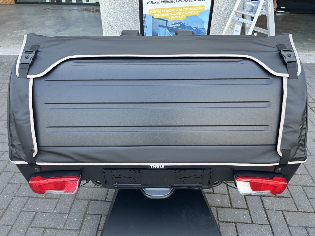 Thule Onto trekhaakkoffer, Autos : Divers, Coffres de toit, Comme neuf, Enlèvement