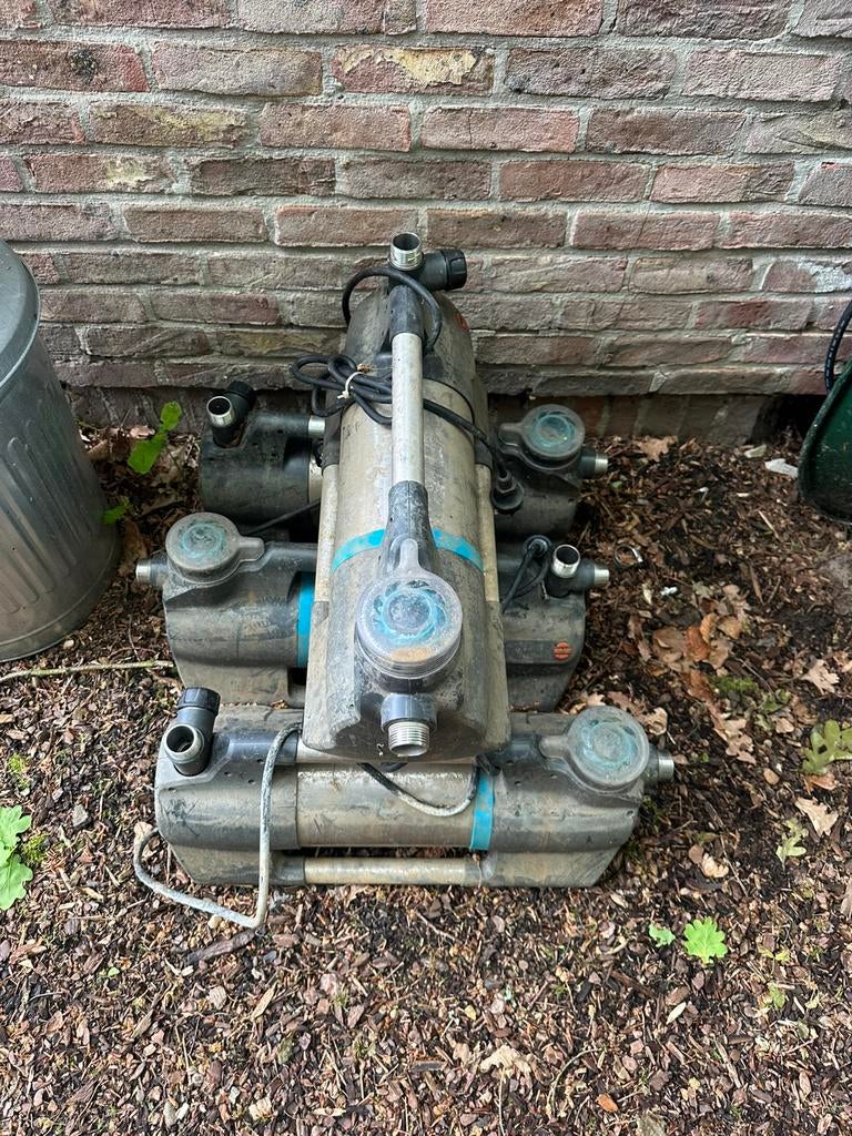 Waterpomp gardena, Tuin en Terras, Ophalen, Zo goed als nieuw