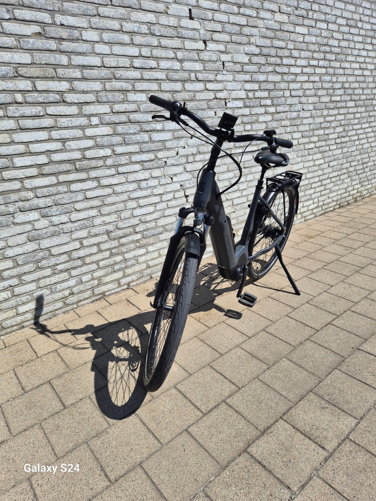 elektrische fiets 2jaar oud, Ophalen, Zo goed als nieuw, 50 km per accu of meer
