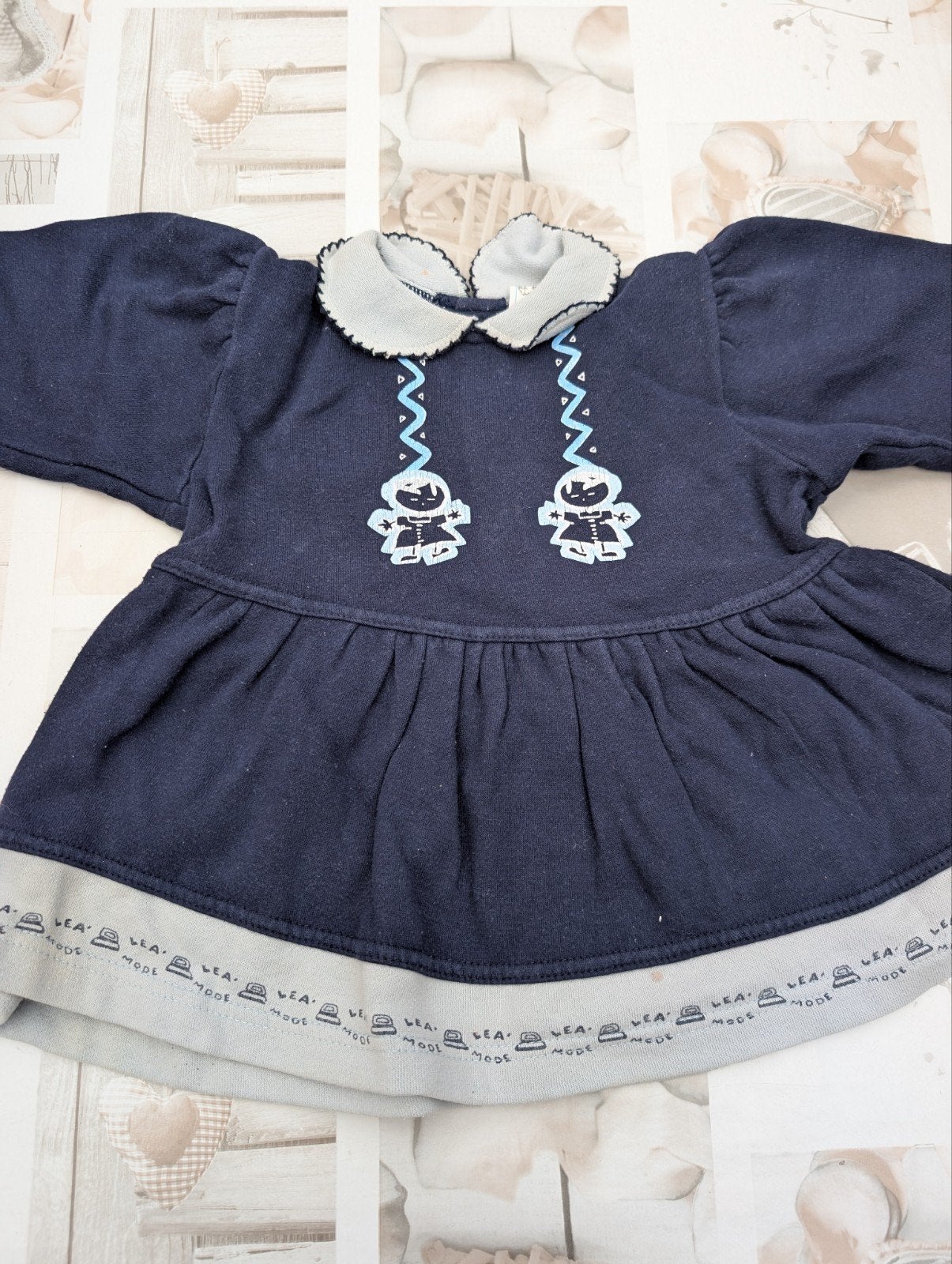 Une robe en tissu pull pour 1 an, Robe ou Jupe, Enlèvement ou Envoi, Comme neuf, Z