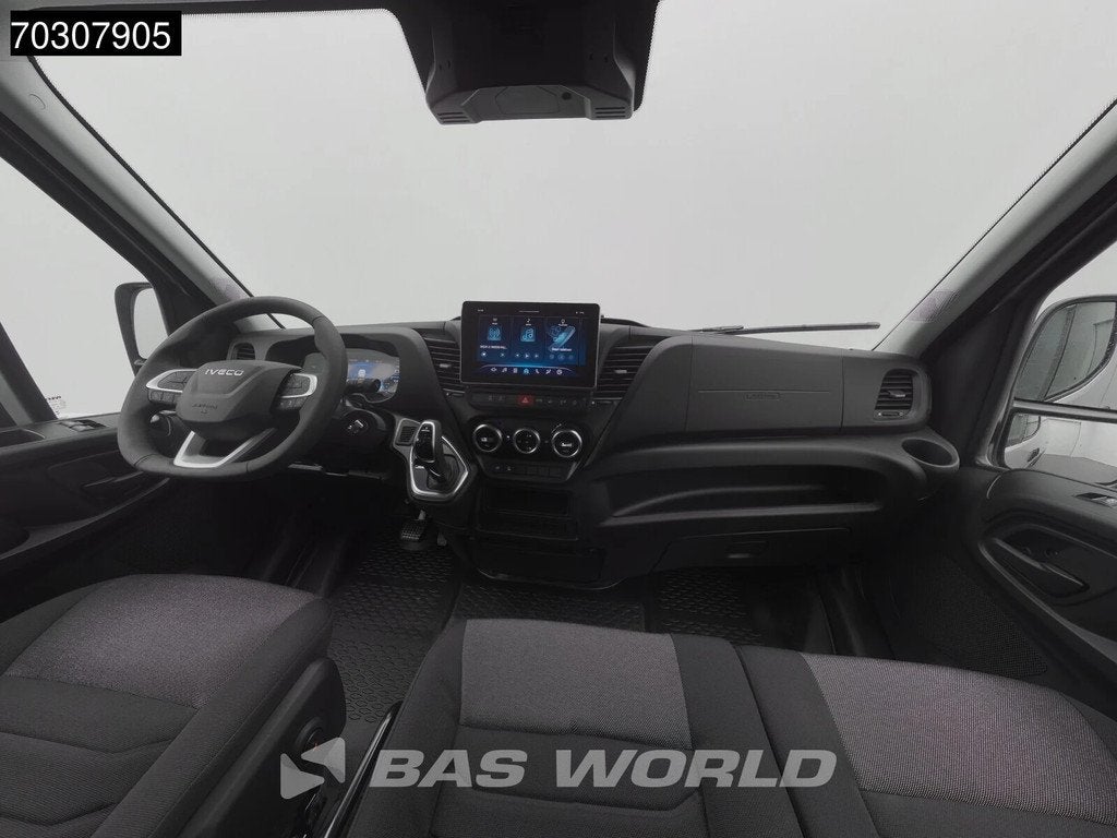 Iveco Daily 35C21 3.0L Automaat L4H2 210PK Dubbellucht ACC L, Auto's, Stof, Euro 6, 4 cilinders, Bedrijf