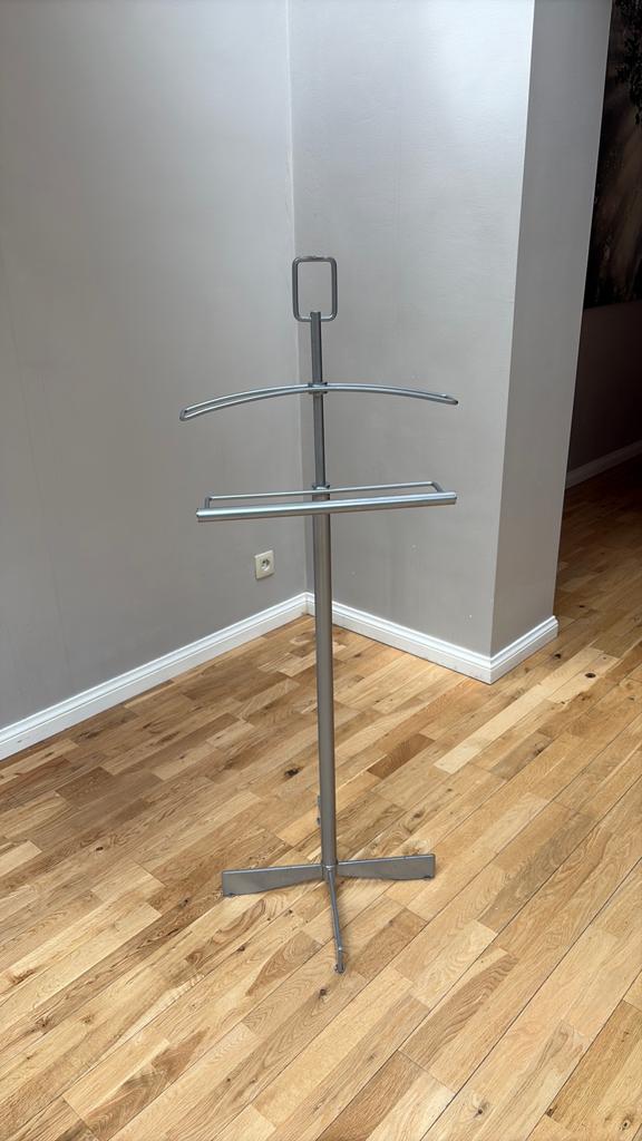 Dressboy/Étagère à vêtements, Comme neuf, Enlèvement, 100 à 150 cm, Métal