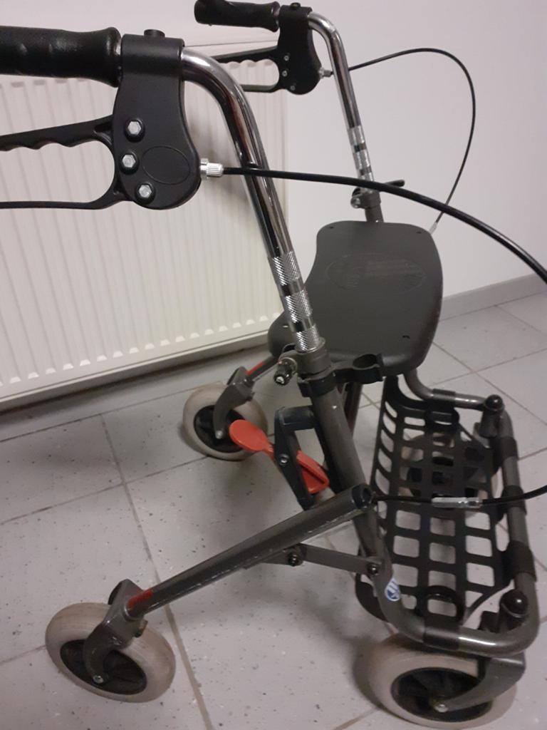 Rollator, Diversen, Ophalen, Opvouwbaar, Zo goed als nieuw