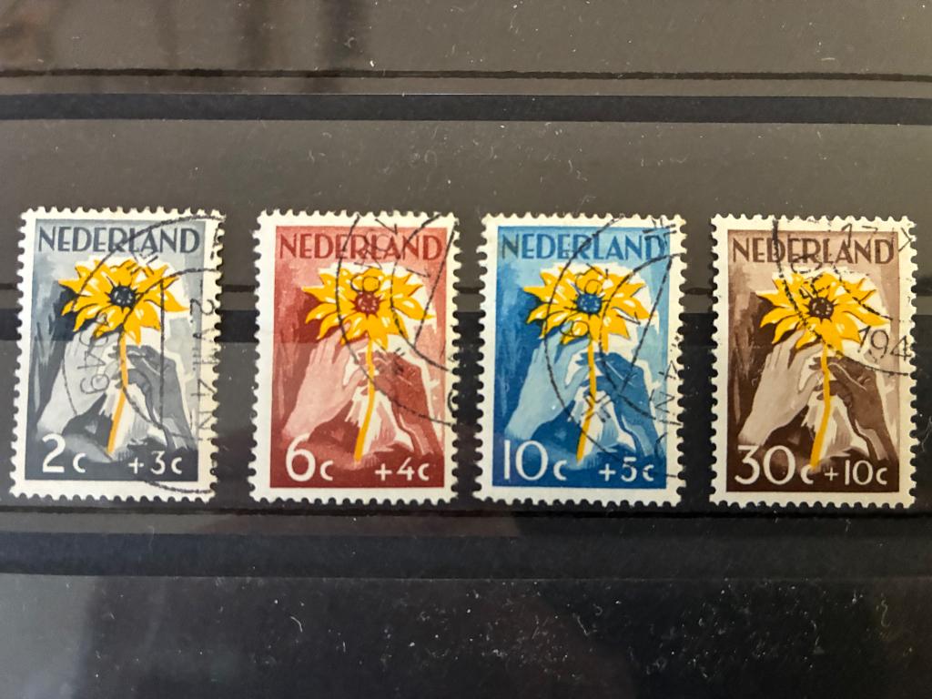 NEDERLAND NVPH 538/41 GESTEMPELD M 521//24 CW 5€, Timbres & Monnaies, Timbres | Pays-Bas, Envoi, Affranchi