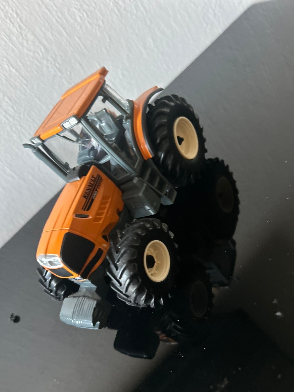 Universal Hobbies Renault Atles 936 RZ 1:32, Enlèvement ou Envoi, Comme neuf, Universal Hobbies