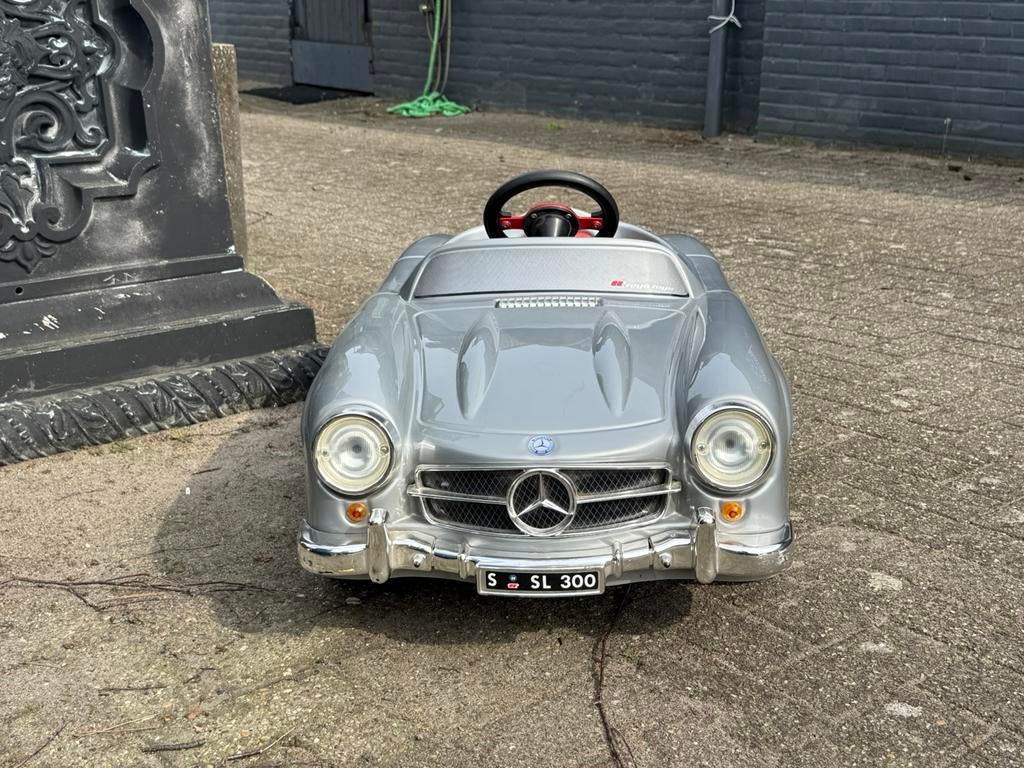Voiture à pédales Mercedes Benz SL 300, Antiquités & Art, Enlèvement
