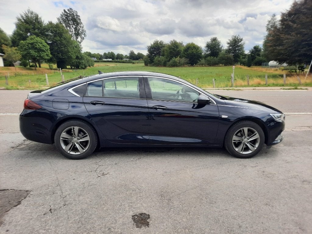 Opel Insignia Grand Sport, Auto's, Opel, Automaat, Dealer onderhouden, 4 cilinders, Bedrijf