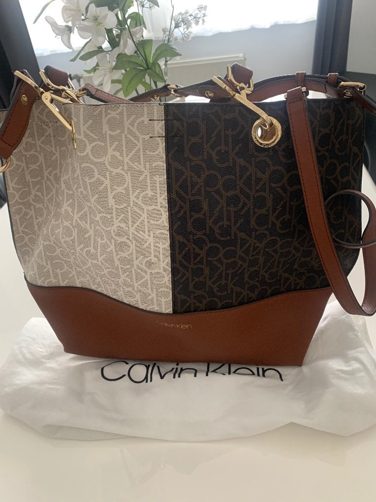NEUF! Authentique : Sac bandoulière Calvin Klein, Enlèvement, Neuf, Brun, Autres marques