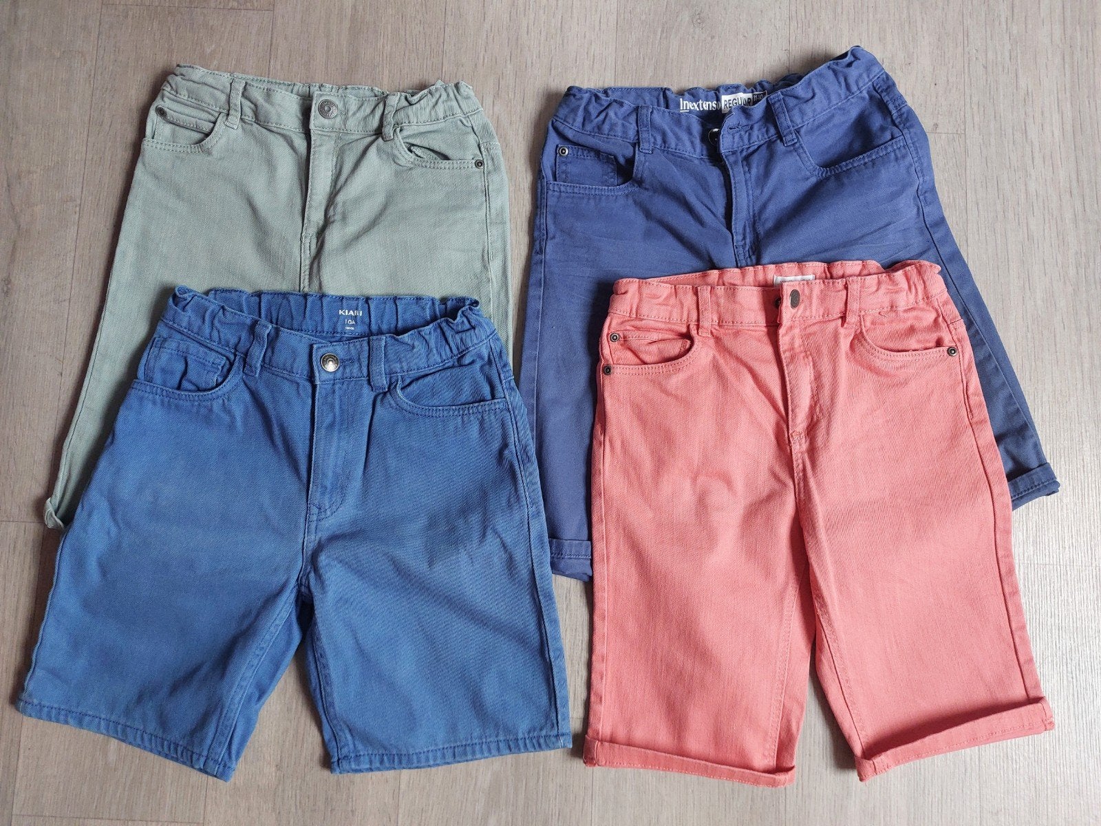 Set van 4 shorts jongen maat 10 jaar, Enfants & Bébés, Enlèvement ou Envoi, Comme neuf, Garçon, Pantalon